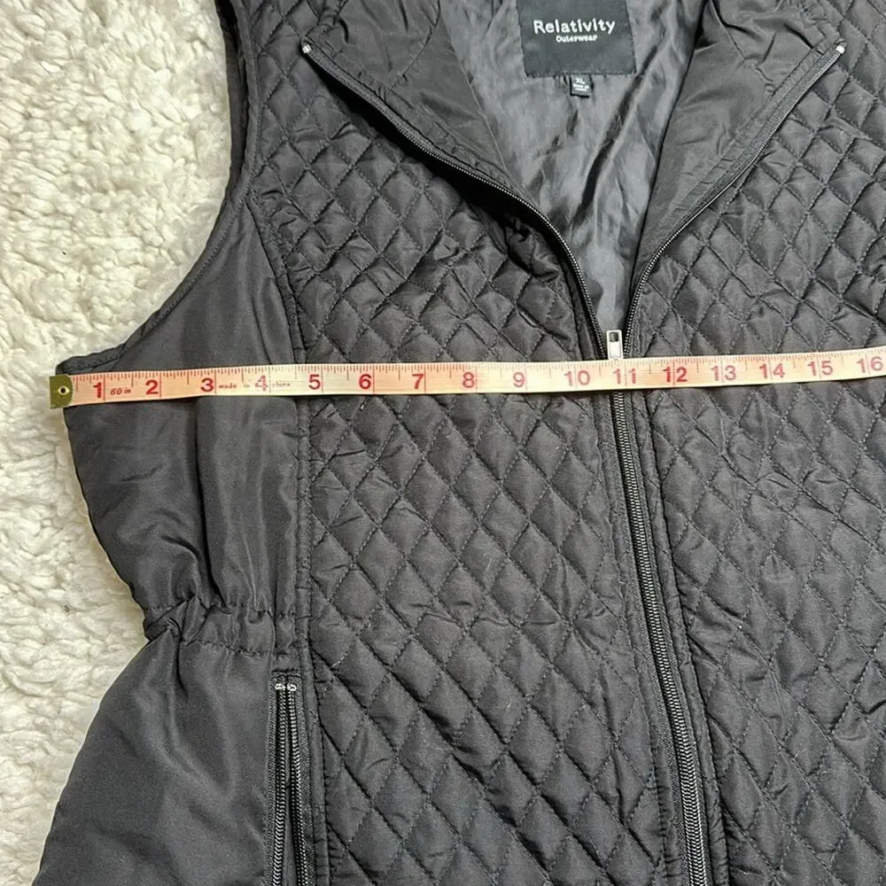 Relativity Lightweight Quilted Puffer Vest Zip Up Adjustable Zipper Pocket